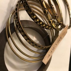 BUNDLE ME!! Stacking Bracelet set NEW w tag